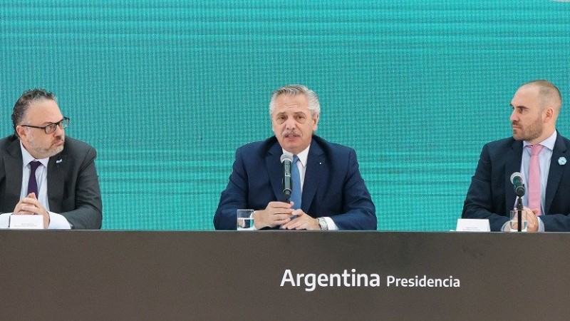 Fernández: "A Feletti le tocó enfrentar un momento muy singular"
